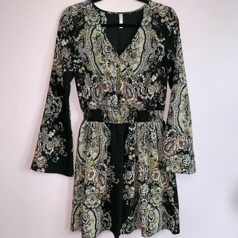 Floral Black Flare sleeve Dress